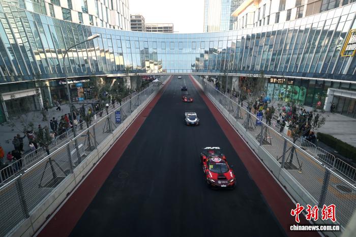 原力车队叶弘历袁波夺GT3总冠军 2025GT世界挑战赛