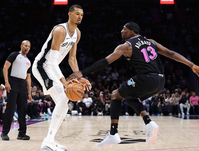 NBA西部排名大洗牌：开拓者大胜、快船领跑、湖