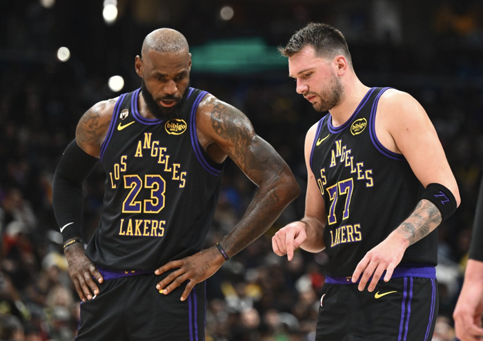 东契奇伤退 詹姆斯单挑全联盟挑战